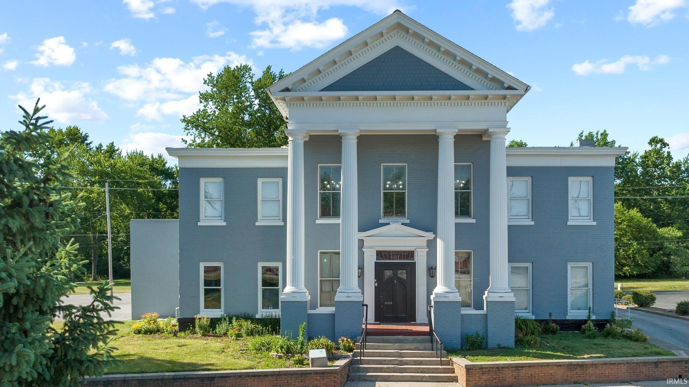 Property Image for 616 W Superior Street