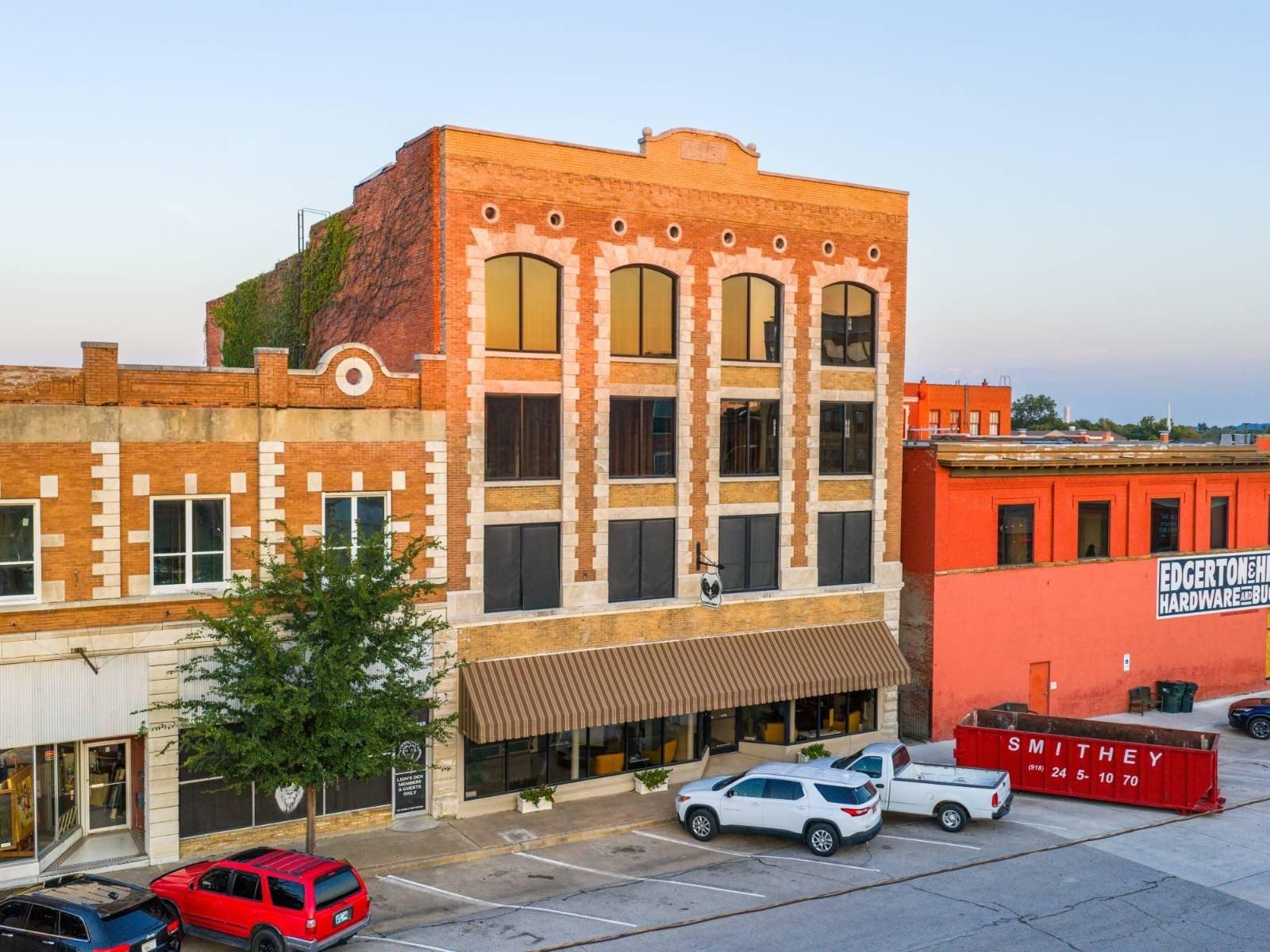 Property Image for 9 N Water