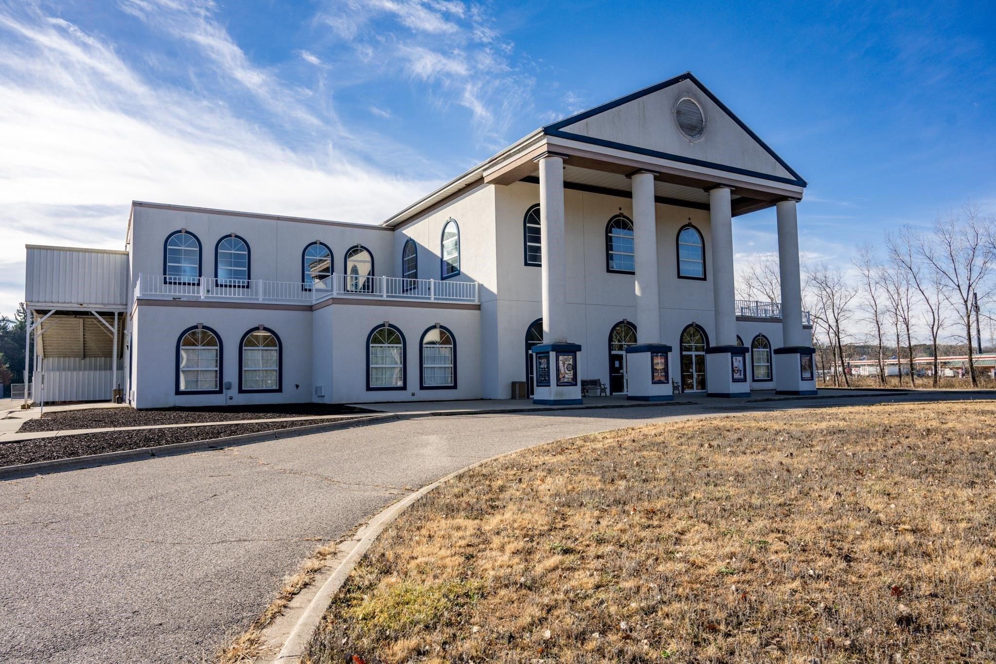 Property Image for 430 W Munroe Avenue