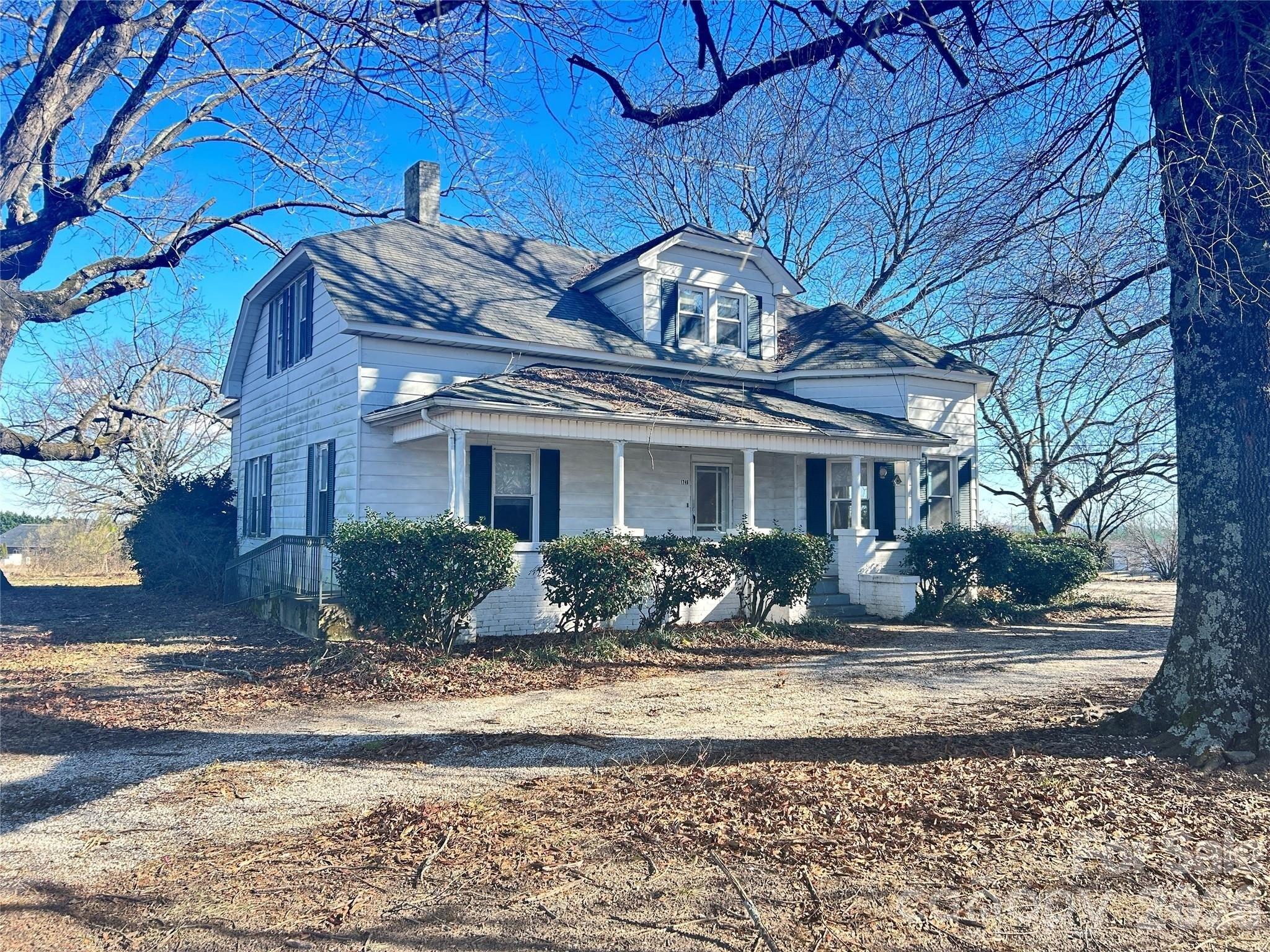 Property Image for 1746 N Post Road