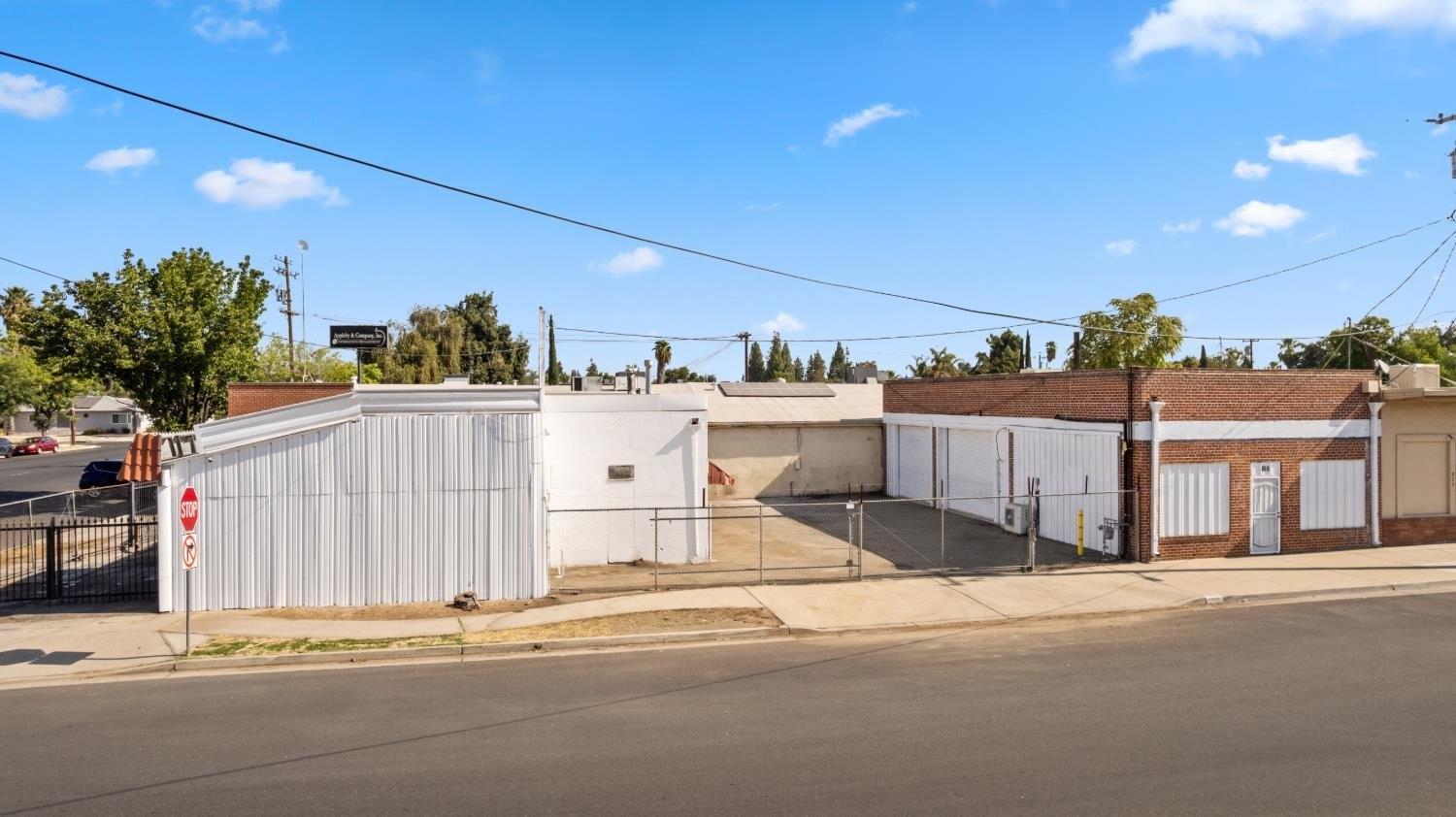 Property Image for 2806 N Wishon Avenue