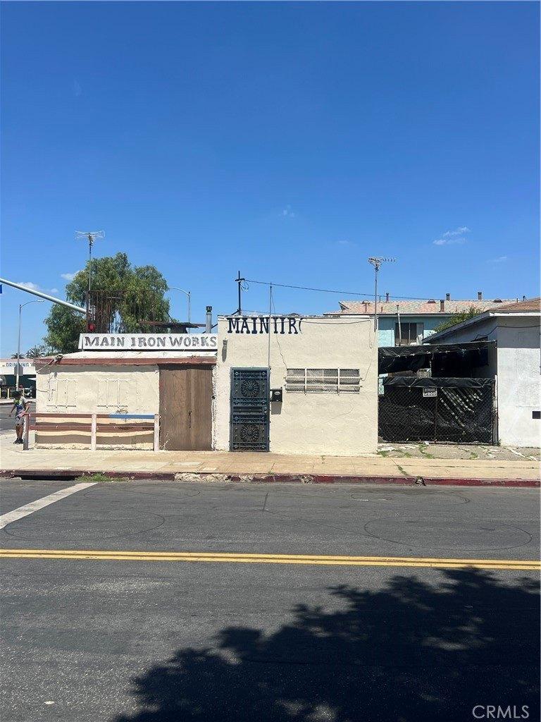 Property Image for 107 E 67th