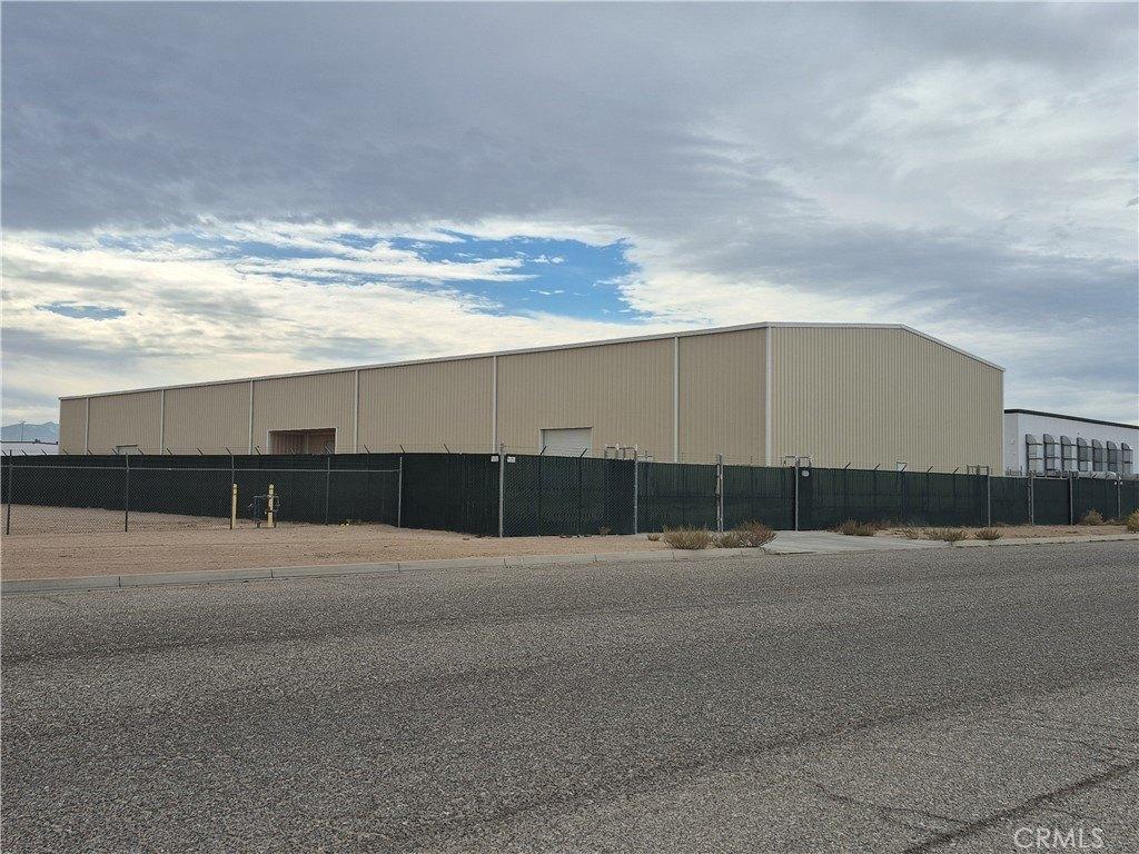 Property Image for 9541 Commerce Way