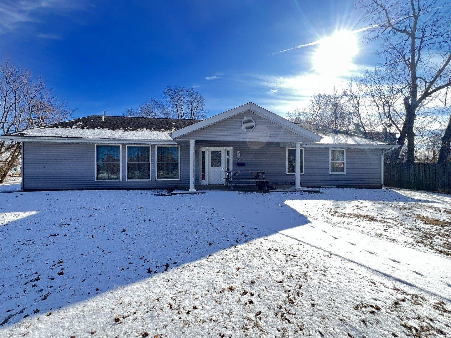 Property Image for 227 E Washington Street
