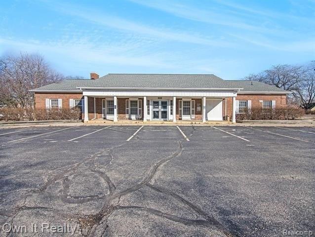 Property Image for 900 JOSLYN Avenue