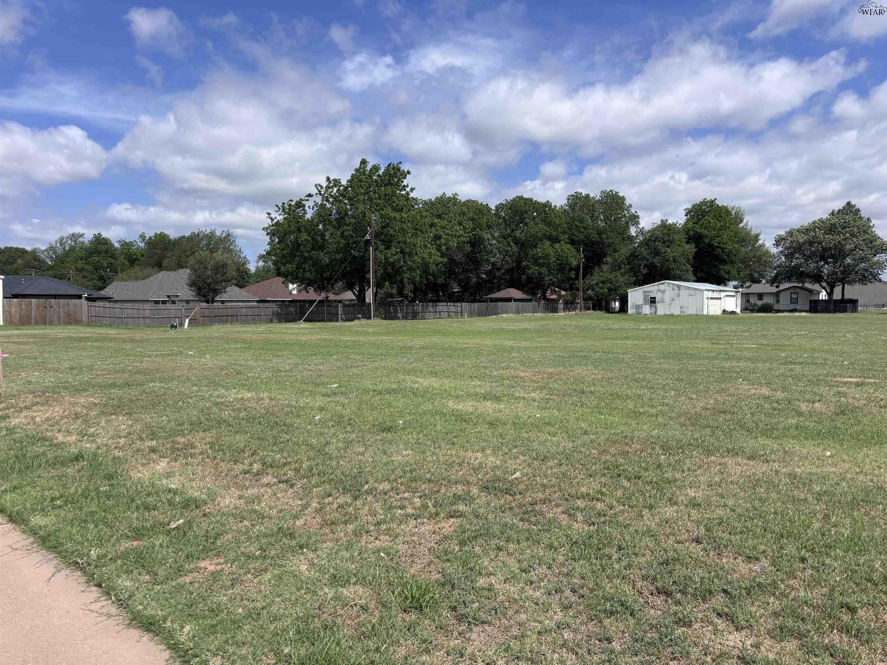 Property Image for 907 Dana Street