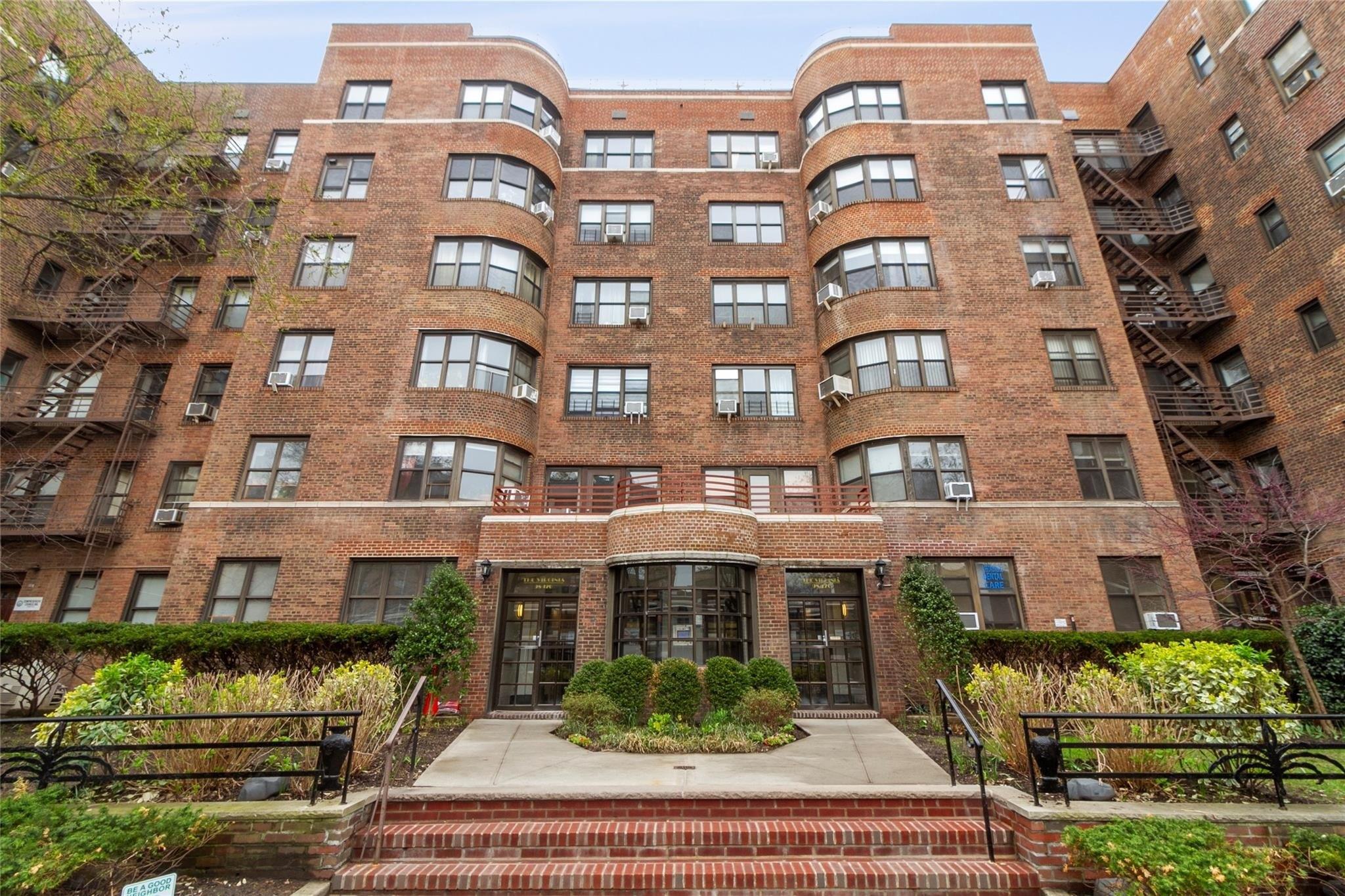 Property Image for 98-120 Queens Boulevard 1G