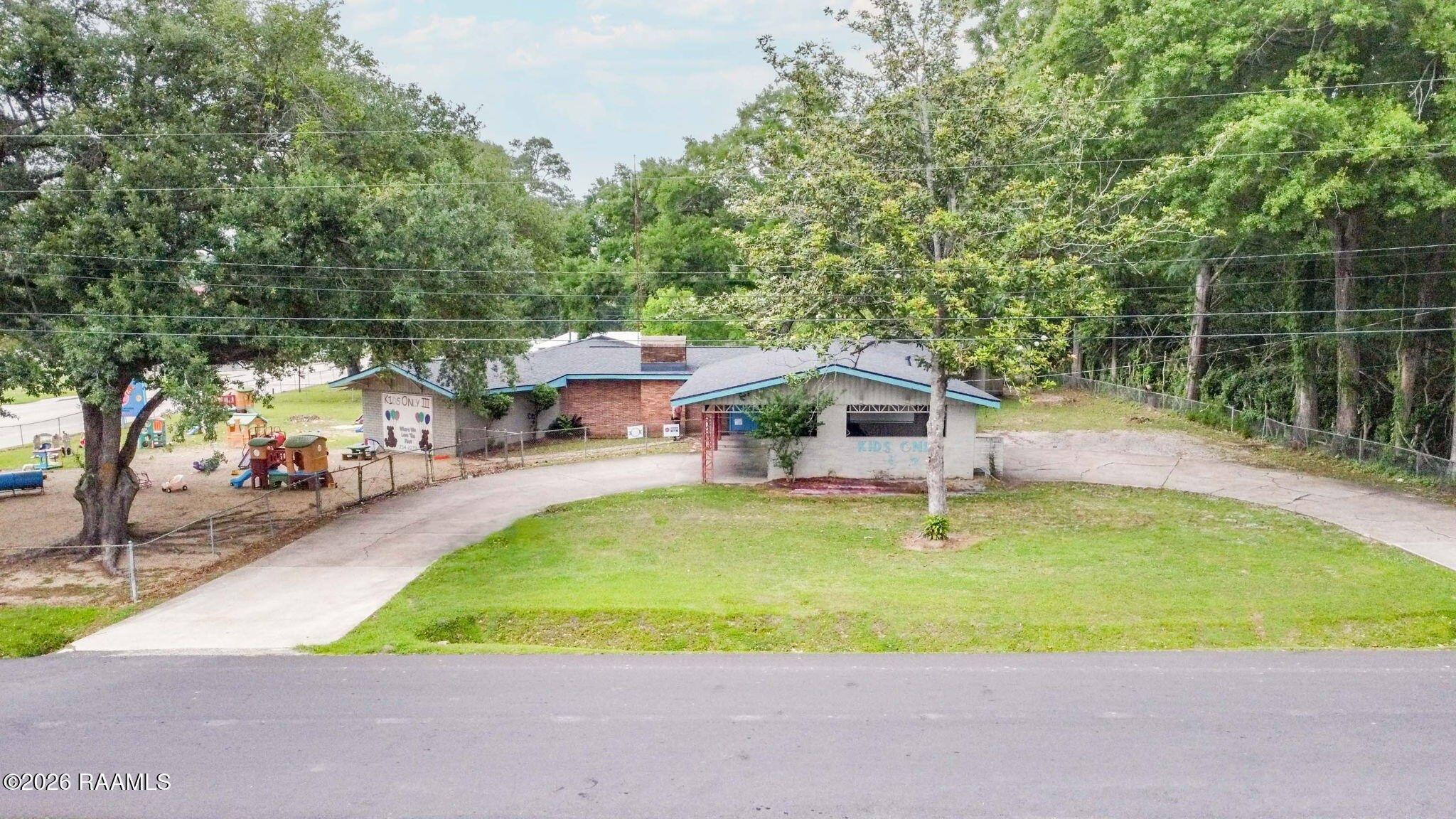 Property Image for 224 Julian Circle (With Lot)
