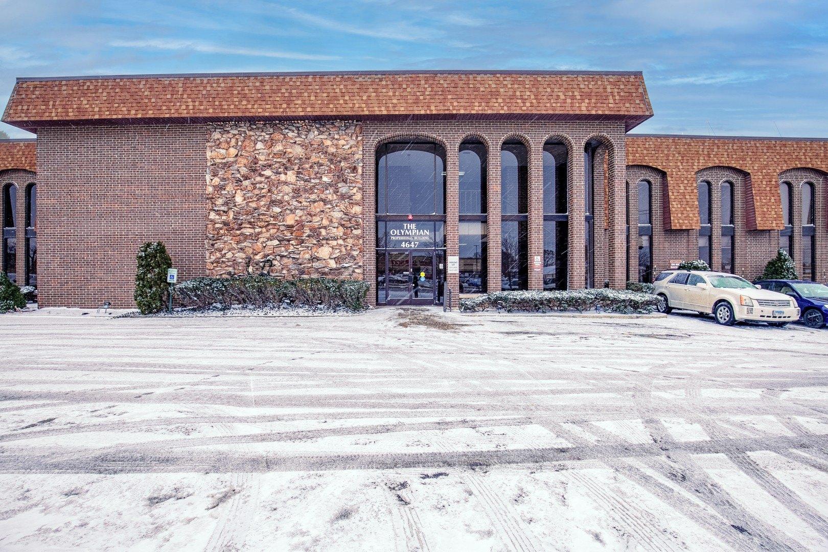 4647 W 103rd Street unit: 2A 2A, Oak Lawn, IL 60453 - MLS# 12543133 | C21