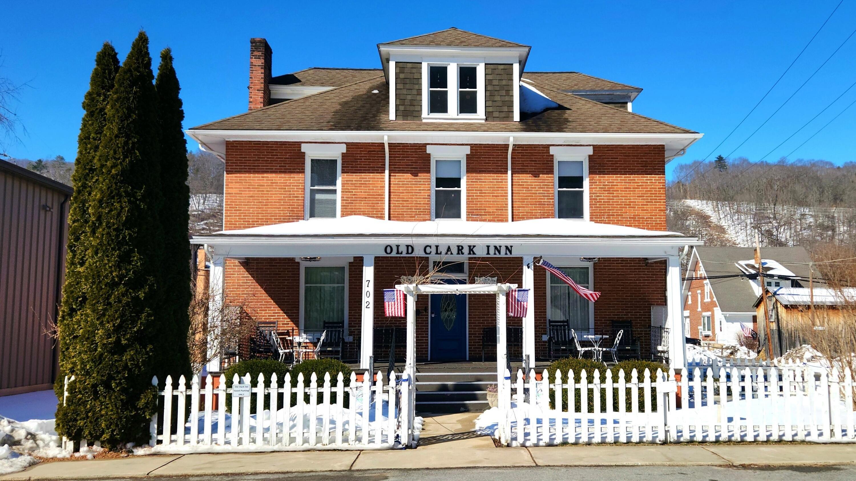 Property Image for 702 3rd Avenue