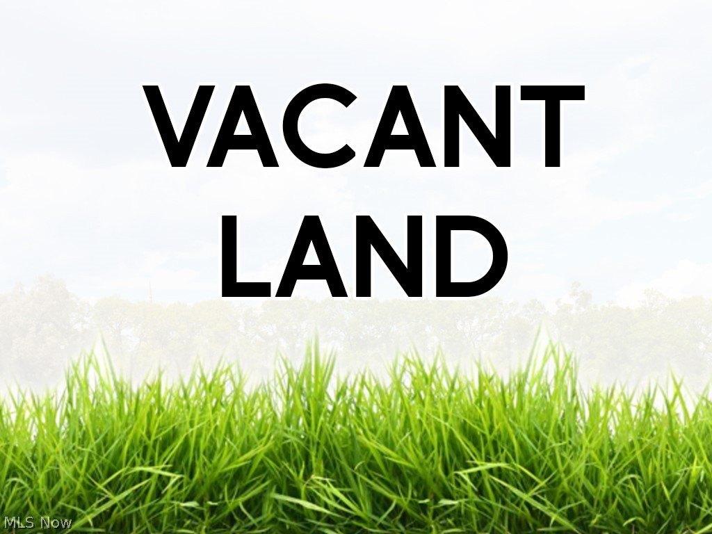 Property Image for 176 N Canfield Niles Road