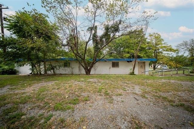 Property Image for 1407 W Bowen Place
