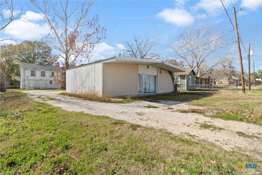 Property Image for 625 S Wells