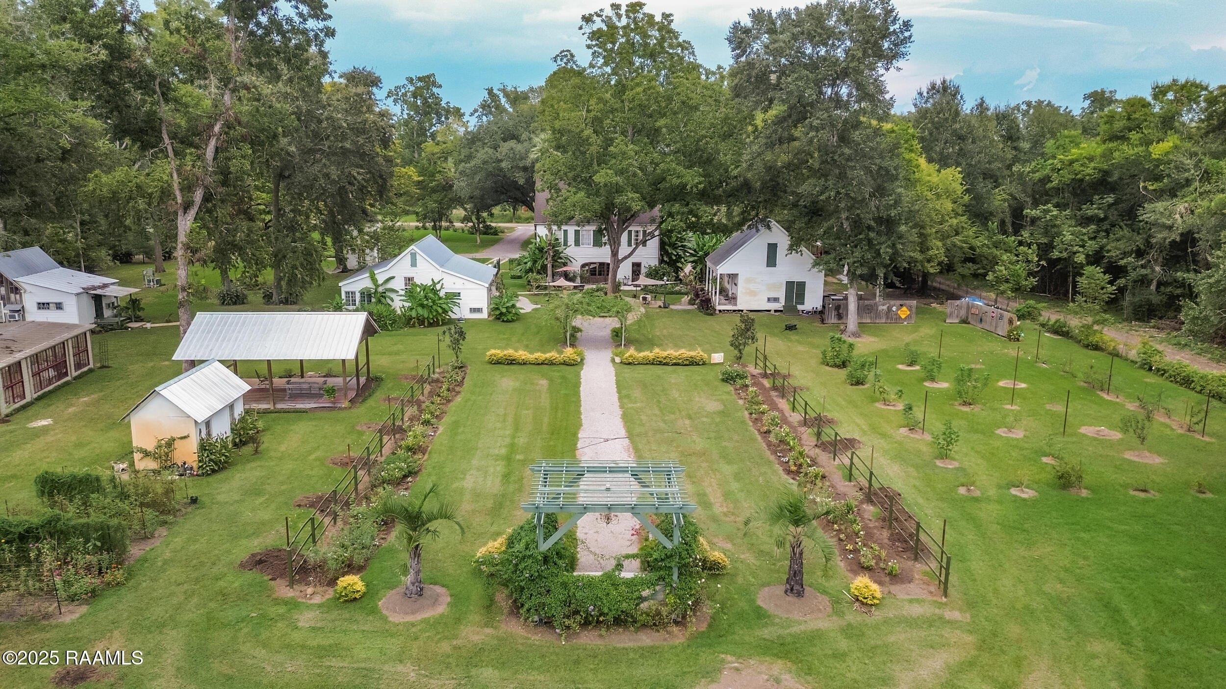 Property Image for 1862 Bushville Highway Comm