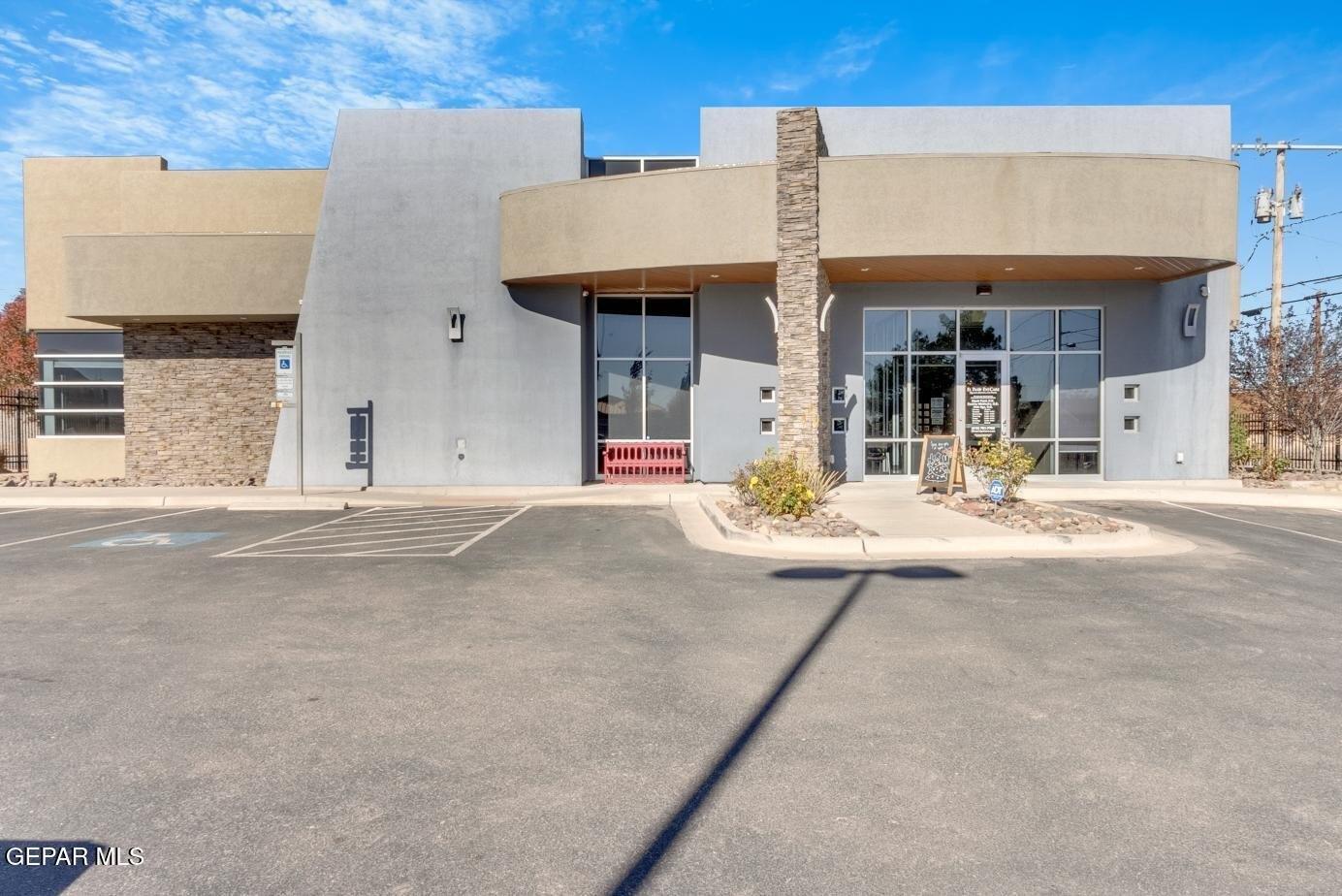 Property Image for 8894 Gateway N Boulevard