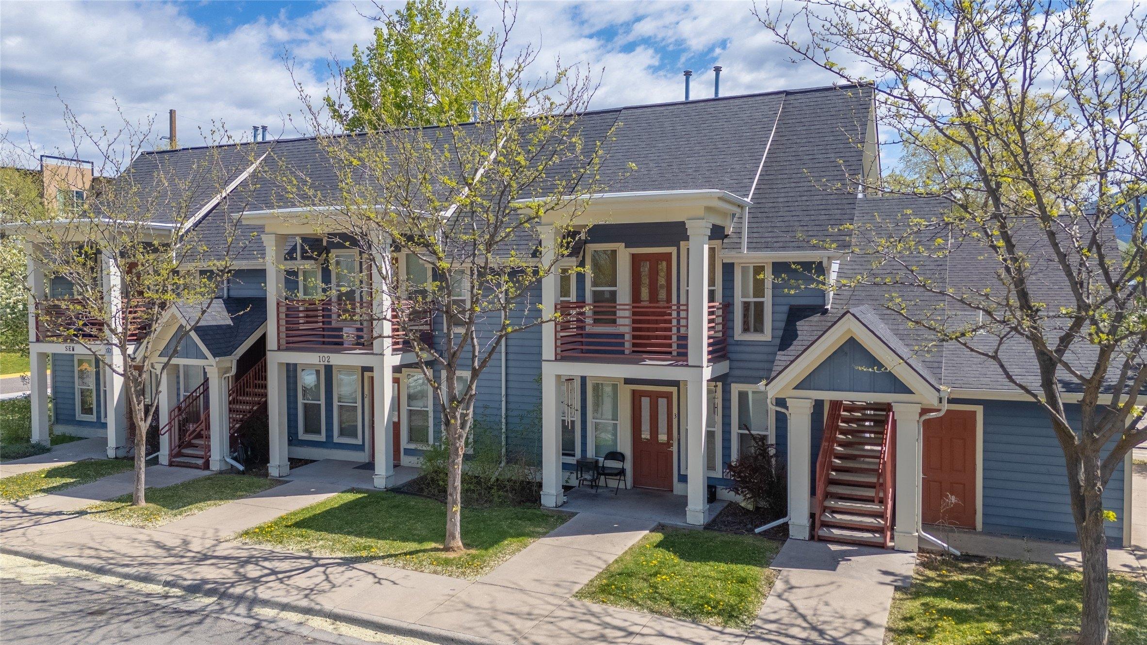 Property Image for 102 S Inez Street