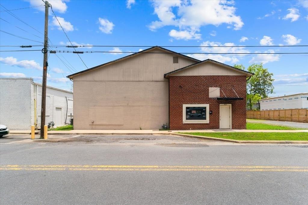 Property Image for 403 S Spencer Street