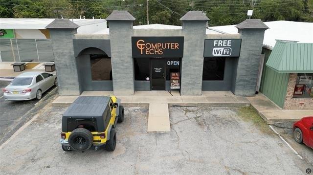 Property Image for 1020 W Main