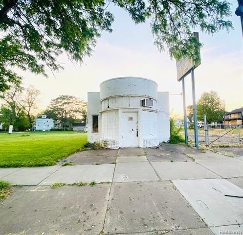 Property Image for 4158 W JEFFERSON Avenue