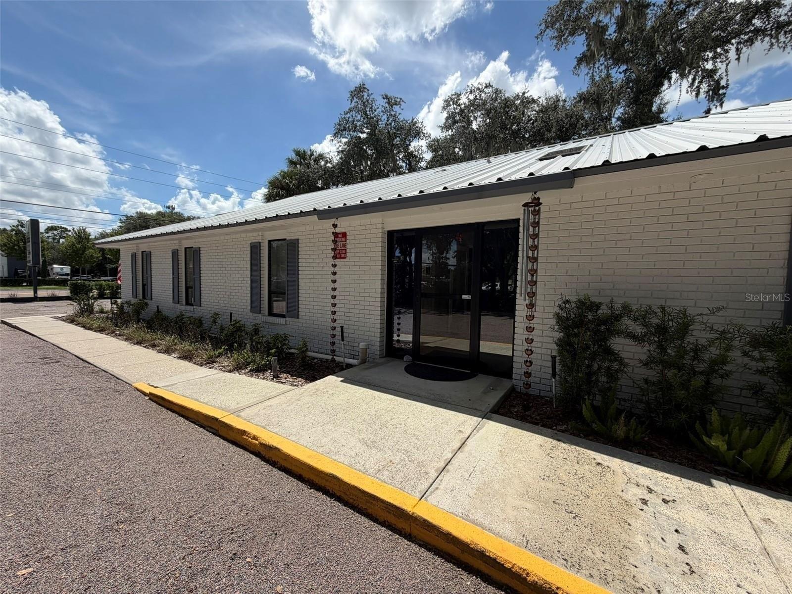 Property Image for 2711 W State Road 434