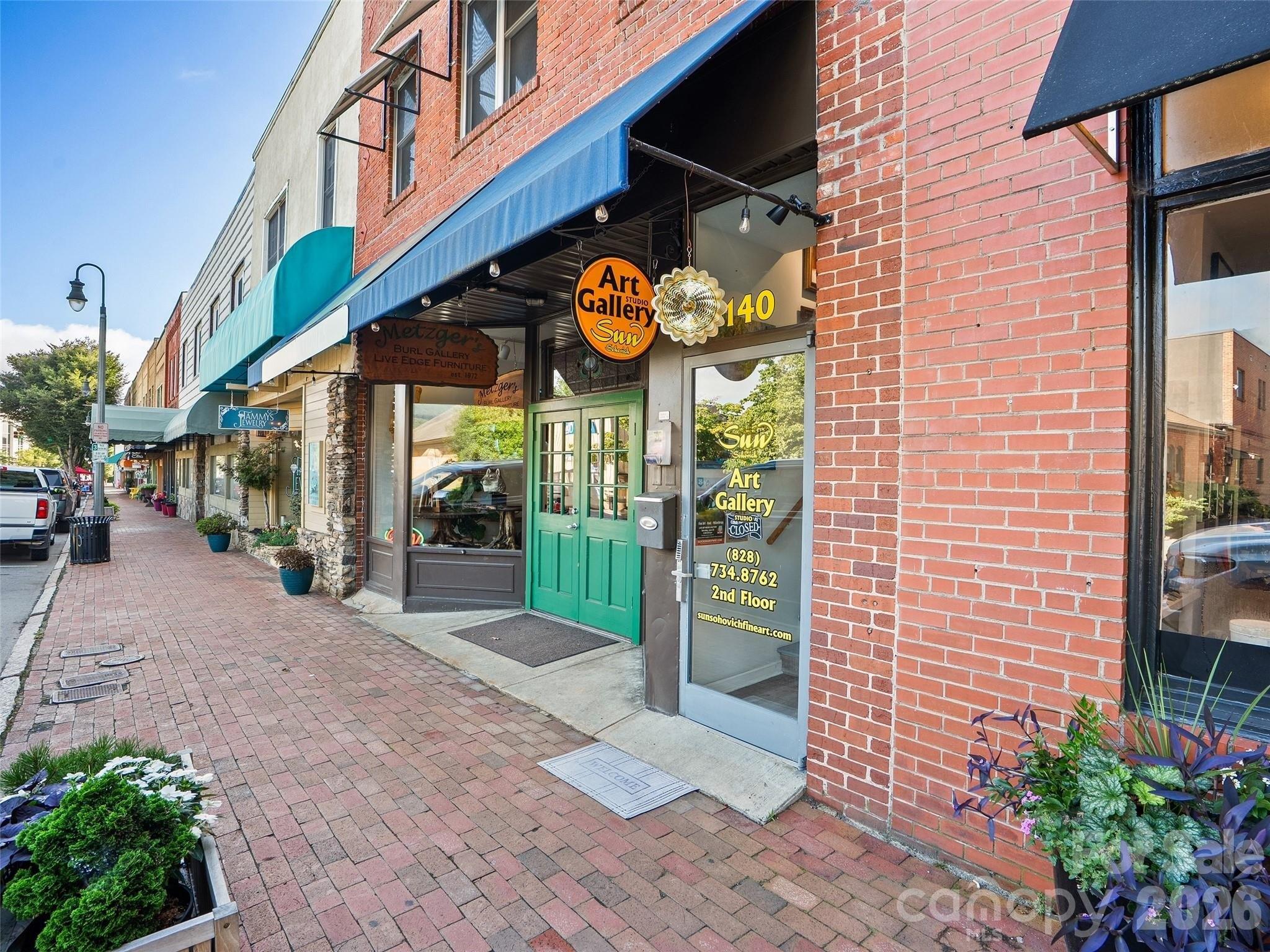 Property Image for 142 N Main Street