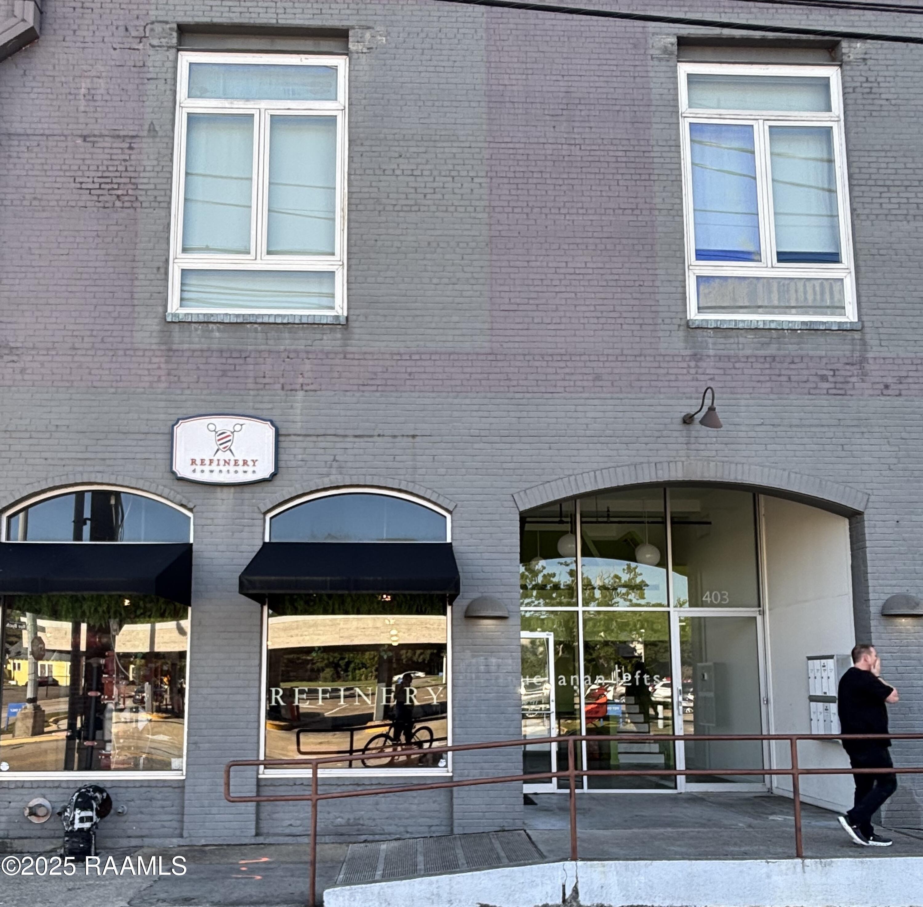 Property Image for 403 S Buchanan Street A