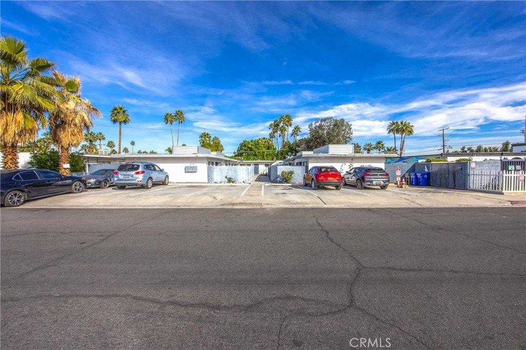 Property Image for 238 S Saturmino