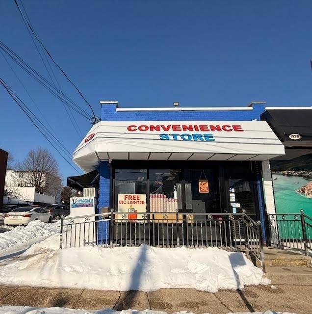 Property Image for 183 McClean Ave.