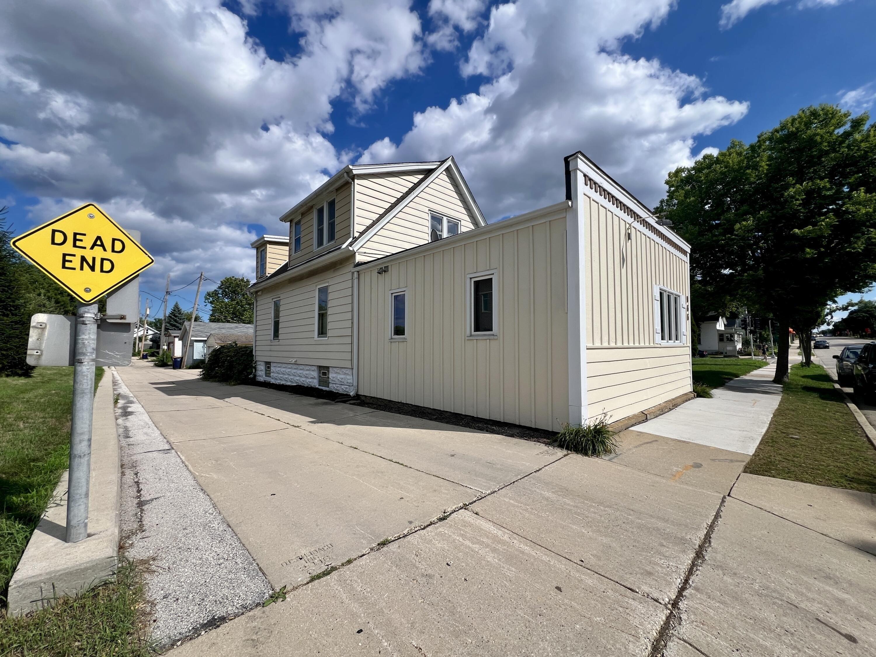 Property Image for 966 S 60th St
