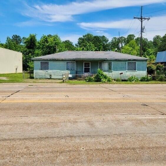 Property Image for 1905 S 5th St, Leesville, LA 71446
