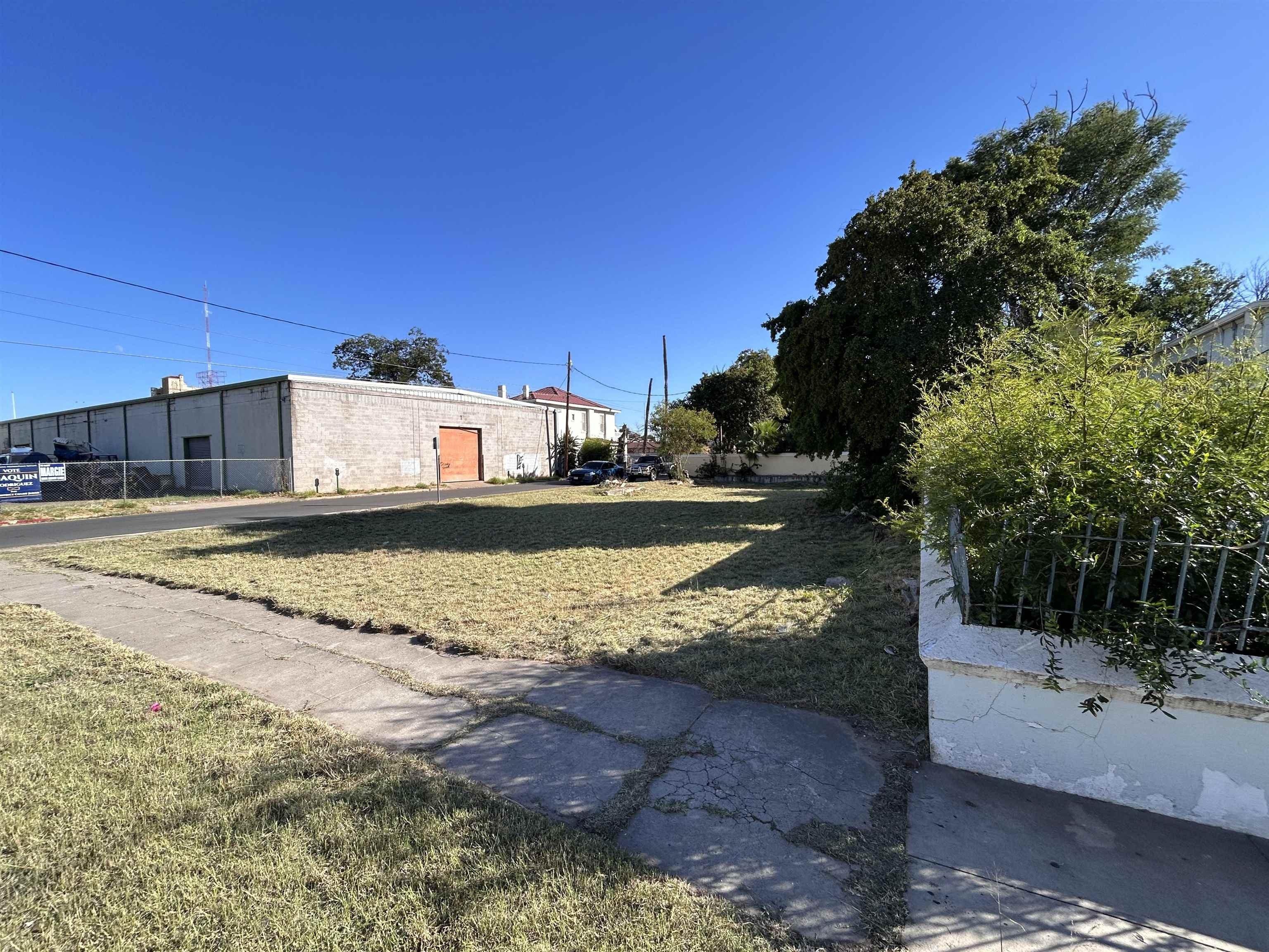 Property Image for 1601 Victoria St