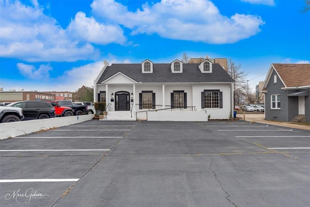 Property Image for 850 Margaret Place