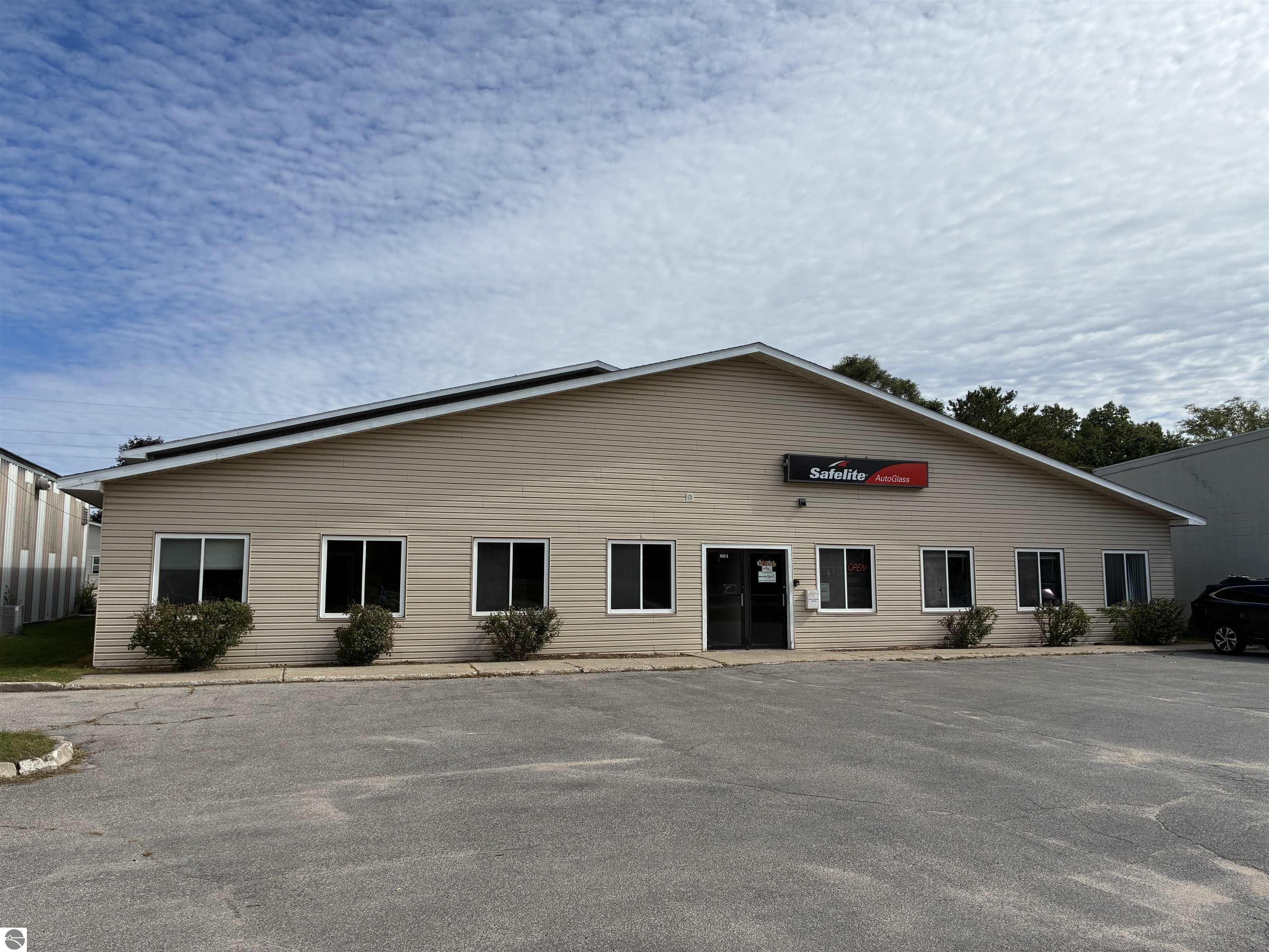 Property Image for 801 Woodmere Ave, Traverse City, MI 49686