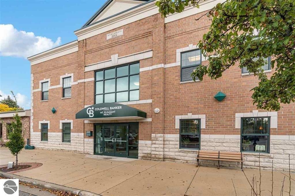 Property Image for 304 E Broadway