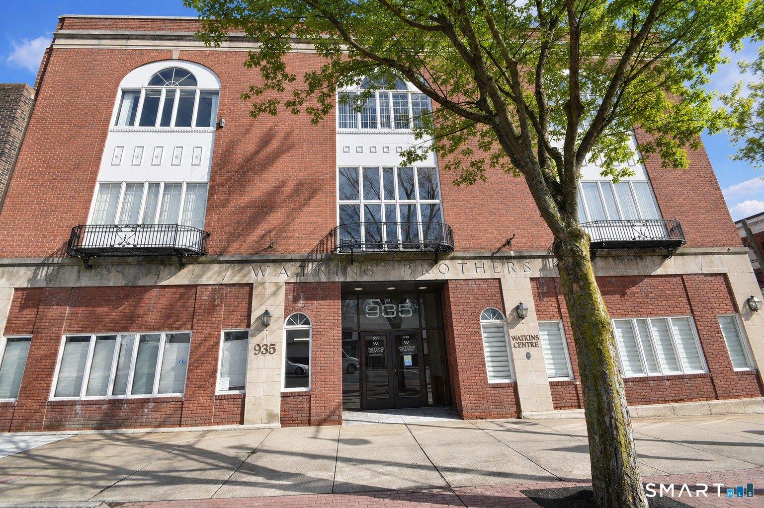 Property Image for 935 Main Street D104