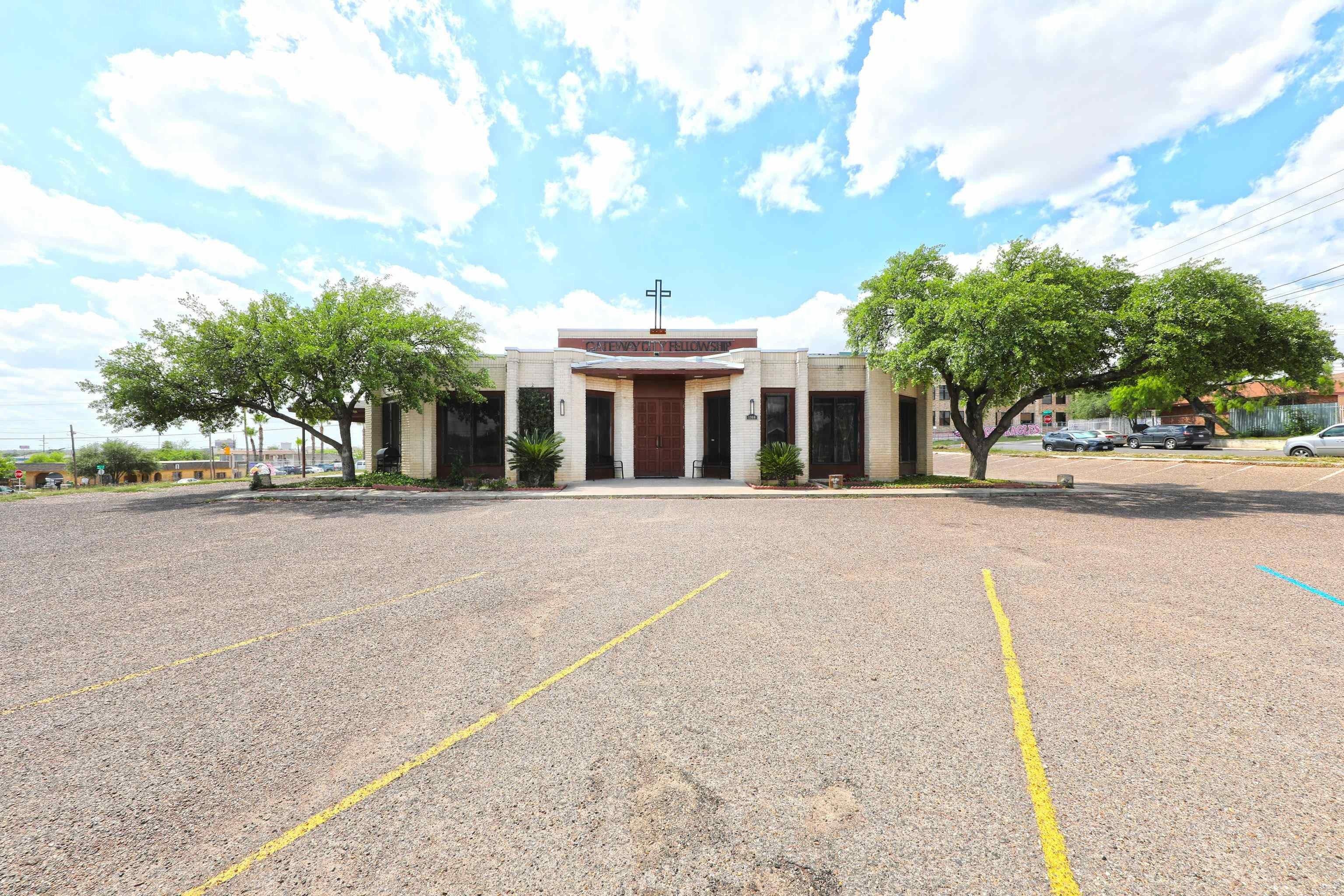 Property Image for 1900 Springfield Ave, Laredo, TX 78040
