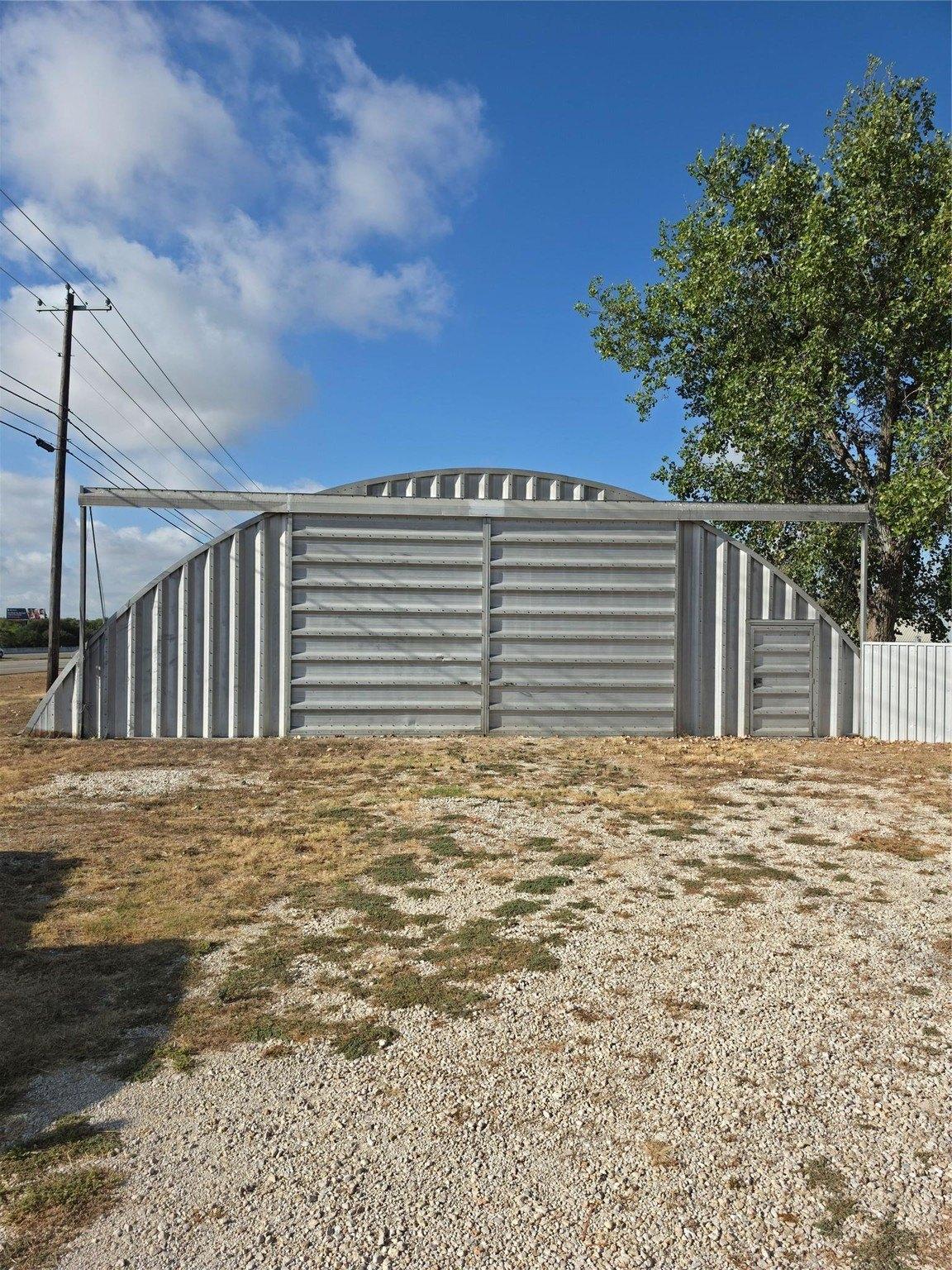 Property Image for 13201 Interstate 35 Freeway S