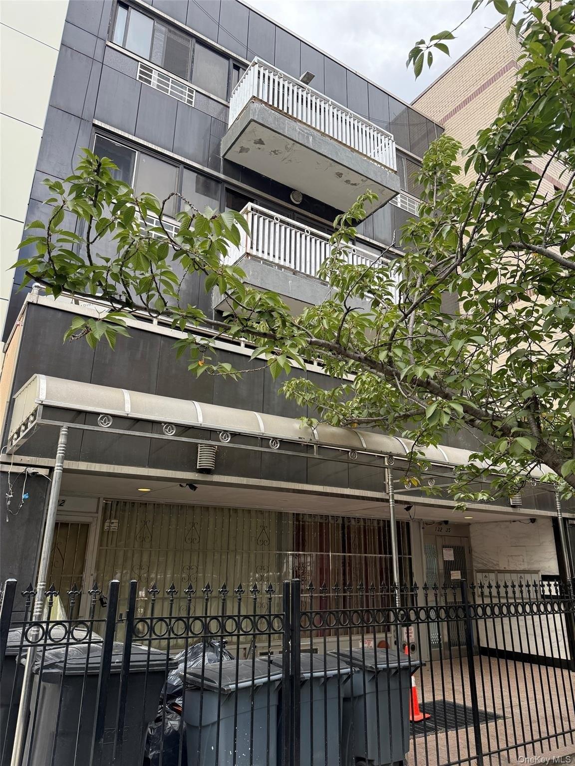 Property Image for 132-35 Pople Avenue