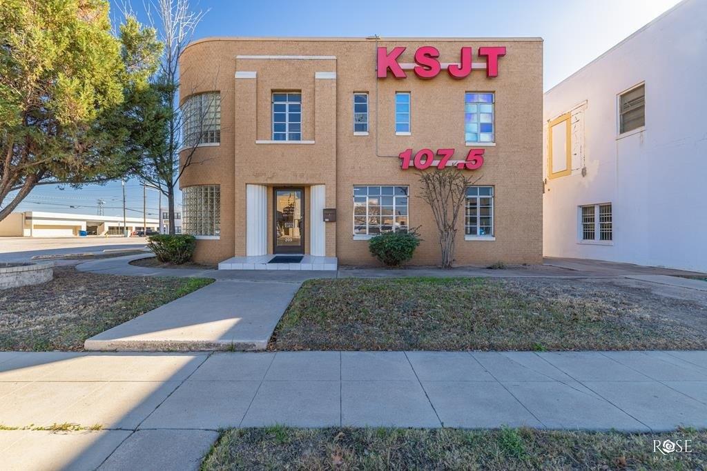 Property Image for 209 W Beauregard Avenue