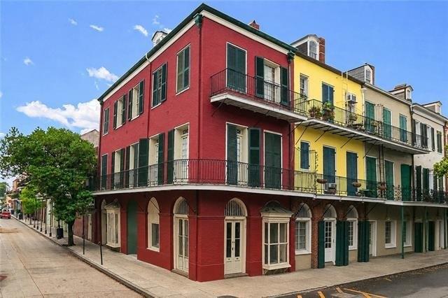 Property Image for 838 CHARTRES Street