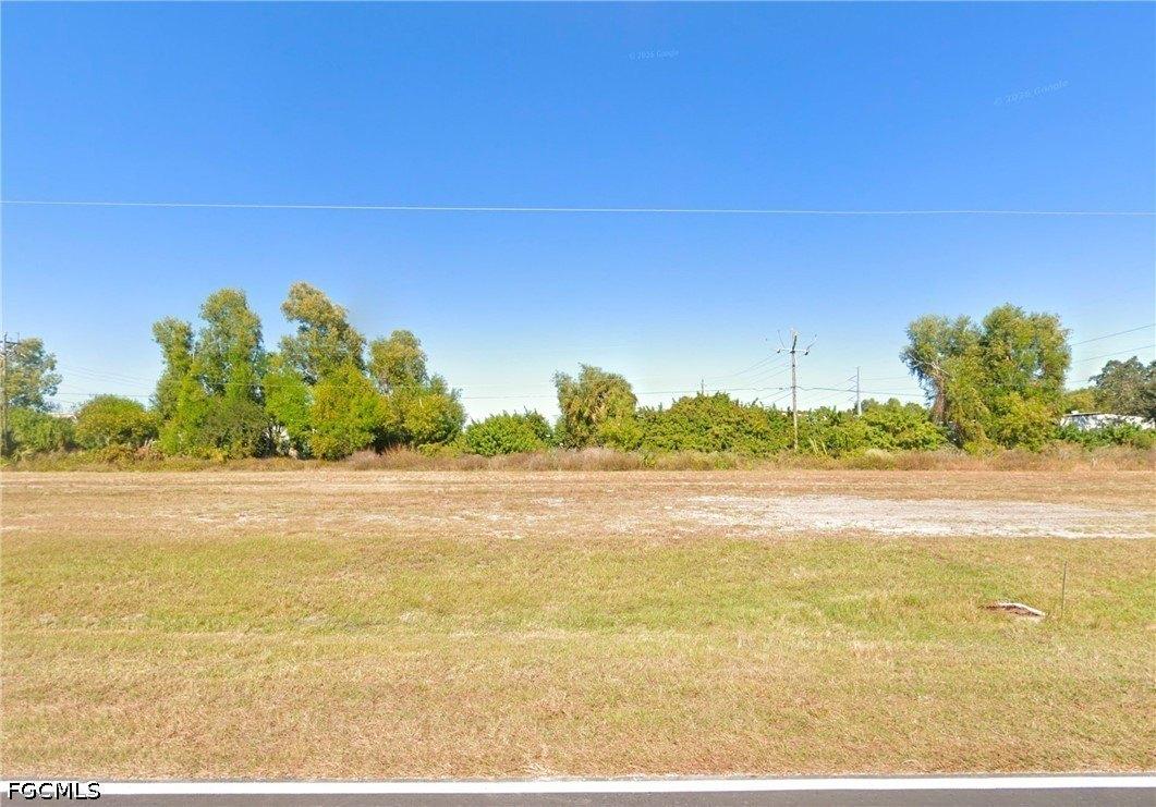 Property Image for 919 Kismet Parkway E