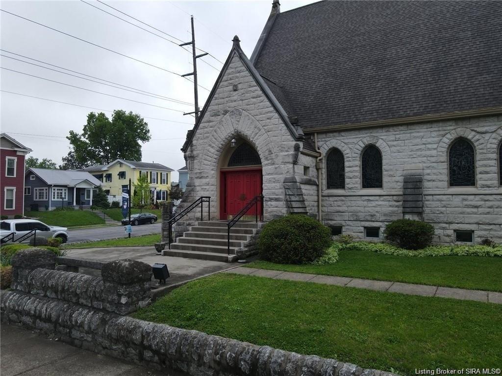 Property Image for 321 E Market Street