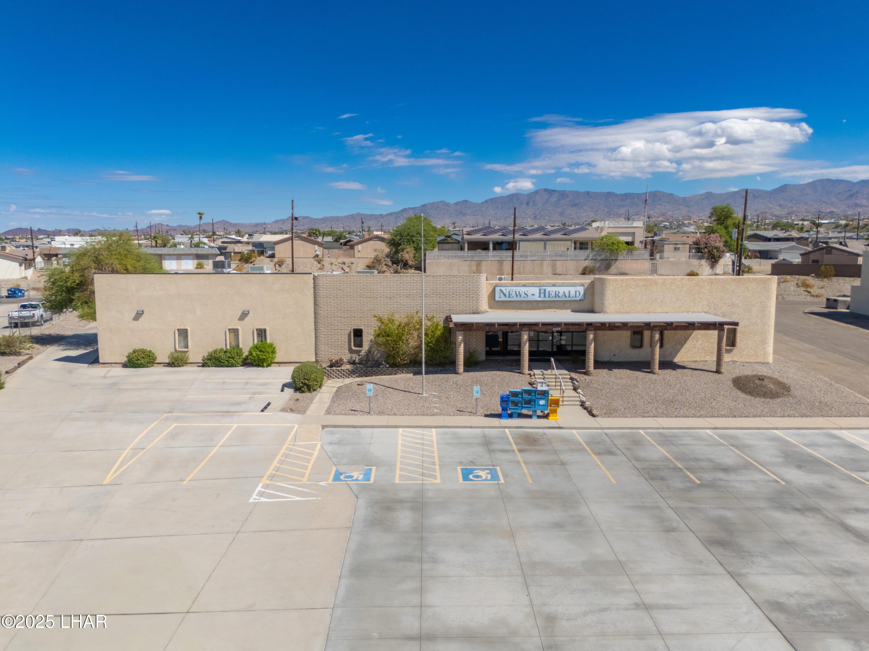 Property Image for 2225 W Acoma Blvd W