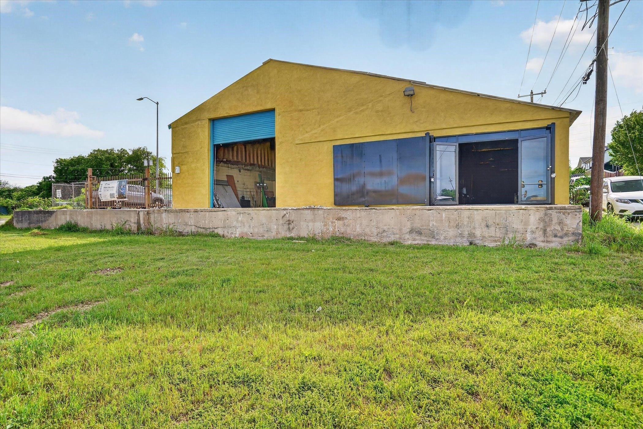 Property Image for 2025 E Rosedale Street