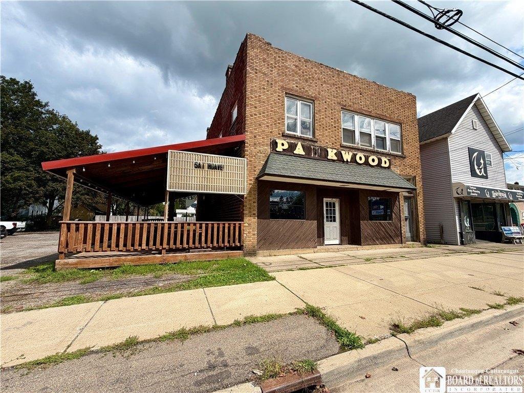 Property Image for 659 E State Street