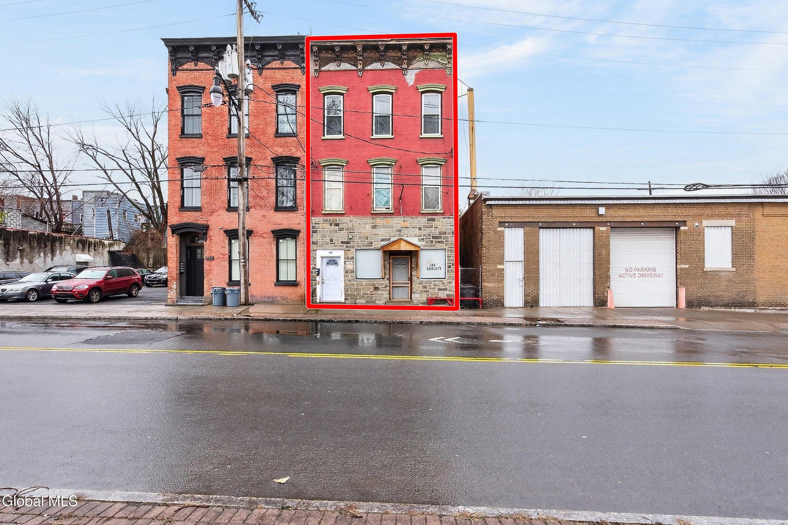 Property Image for 427 S Pearl Street