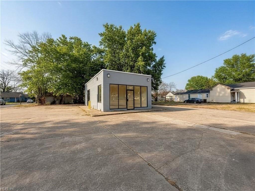 Property Image for 1234 Bainbridge Boulevard