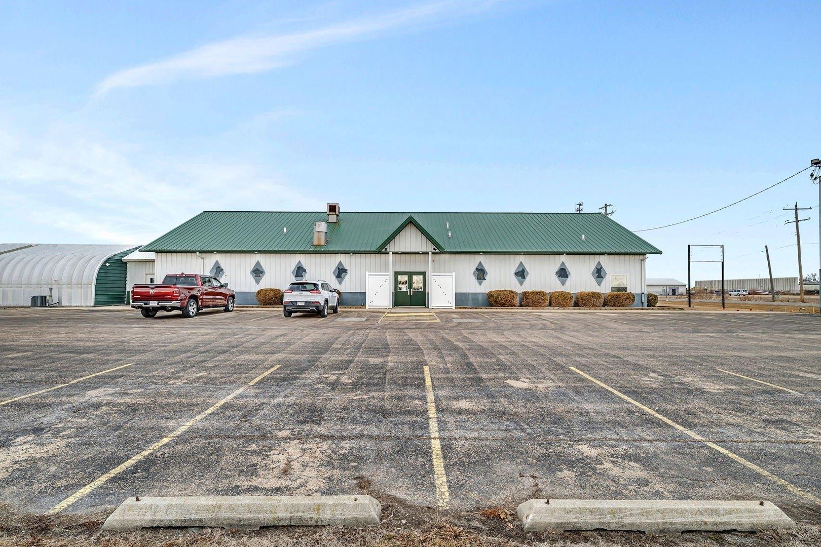 Property Image for 441 E Stevenson Avenue