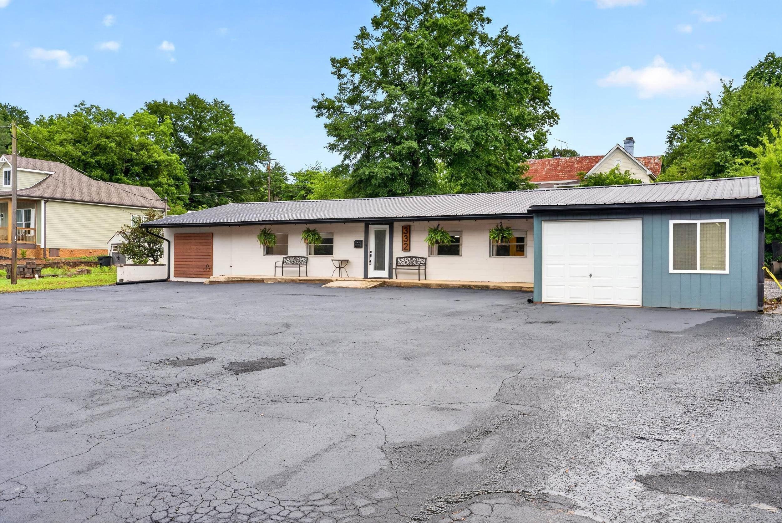 Property Image for 332 S Howard Ave