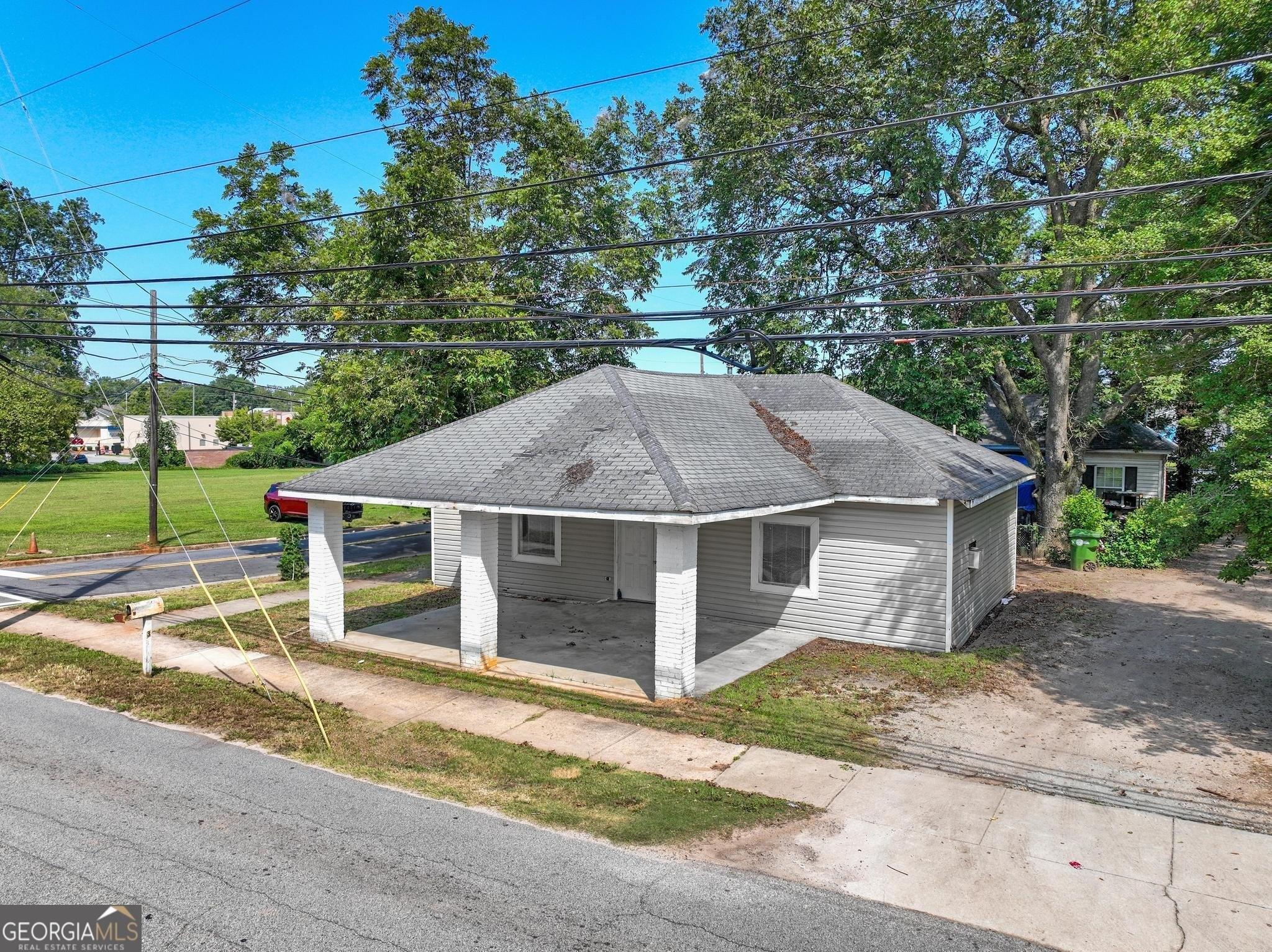 Property Image for 733 W Poplar Street